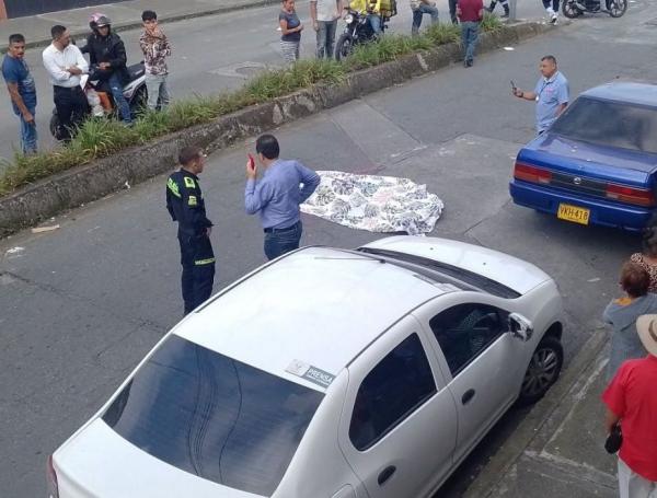 Escena del crimen del asesinato de Óscar Gómez Agudelo.