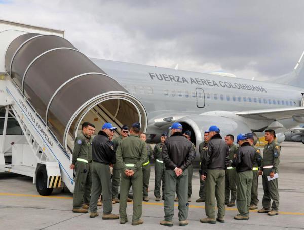 Aviones colombianos para deportados