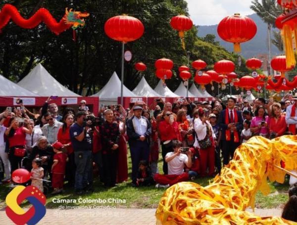 Celebración del año nuevo chino en Bogotá