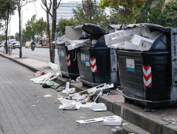 Contenedores de basura en Bogotá