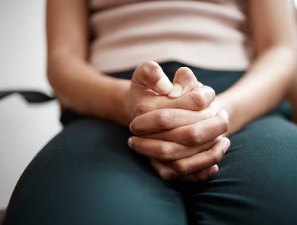 Se trata de una acción generada en muchos casos por la ansiedad