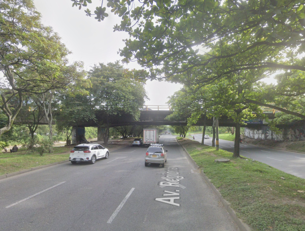 Avenida regional, puente UdeA.