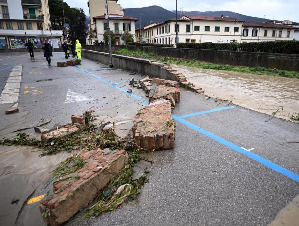 Inundaciones en el centro de Italia causan destrozos y cientos de personas evacuadas
