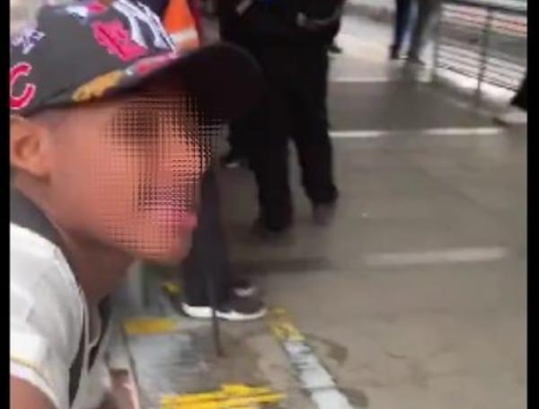Joven cantó mientras se coló en TransMilenio y fue sancionado