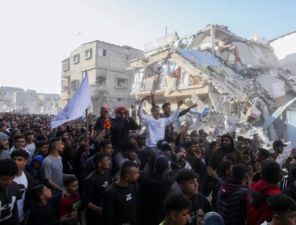 Manifestación de palestinos en contra de Hamás