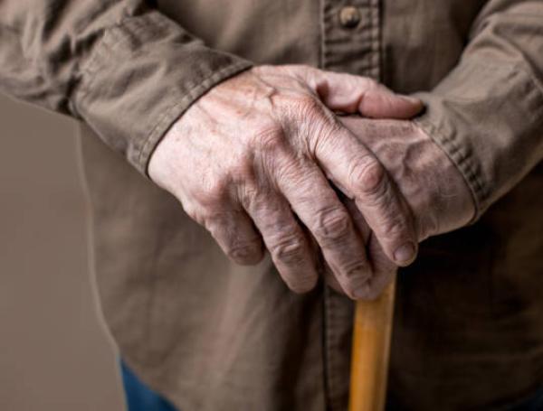 Ancianos