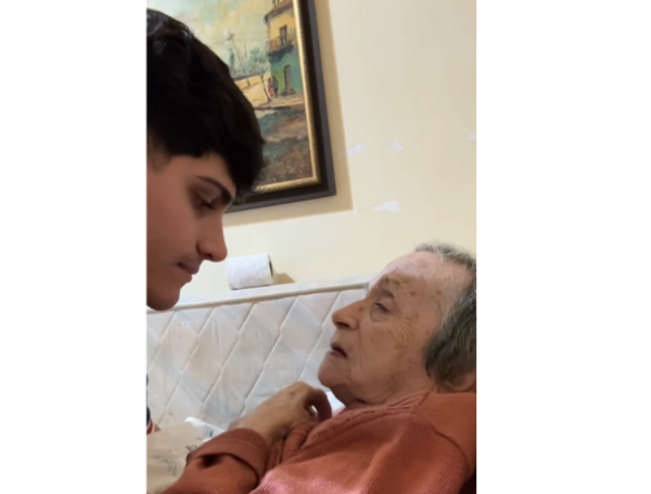 Abuela y nieto