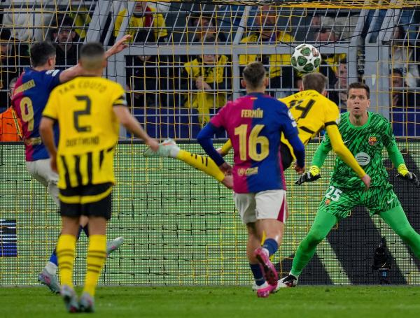 Borussia Dortmund vs. Barcelona