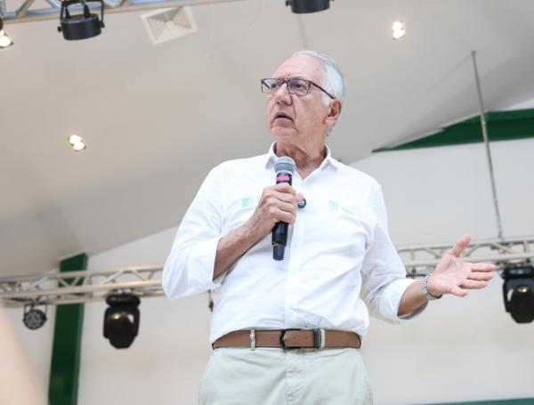 Ministro de Salud, Guillermo Alfonso Jaramillo