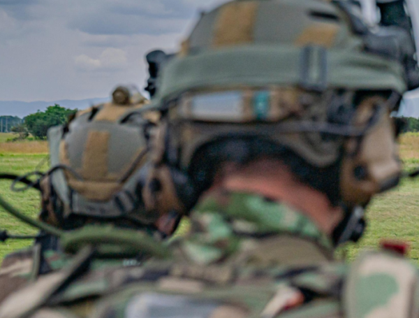 Militares