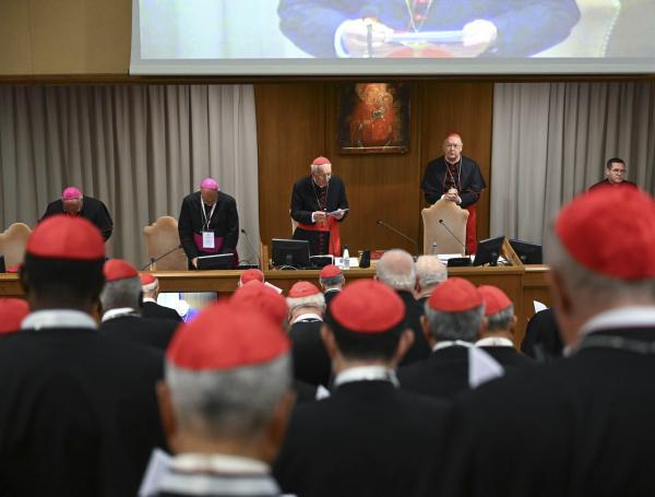 Una Iglesia dividida define fecha para elegir al nuevo papa