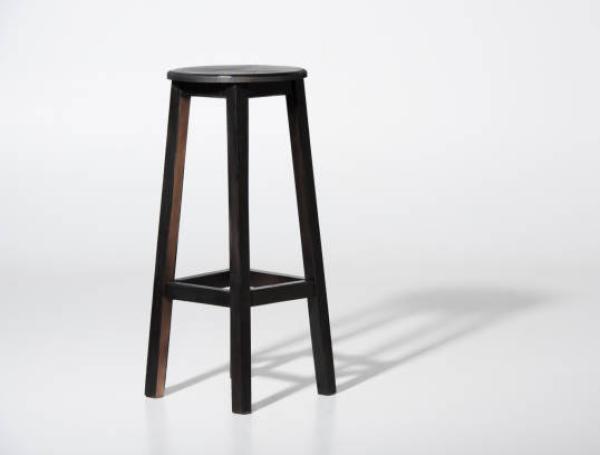 Esta es una buena opción de silla para que realice la rutina recomendada.