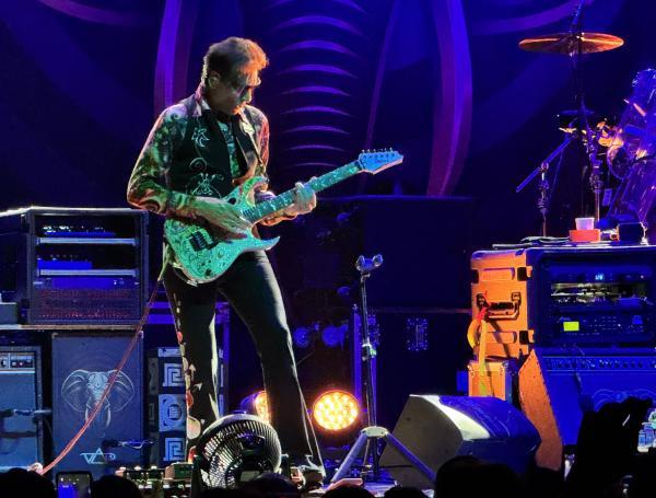 Steve Vai