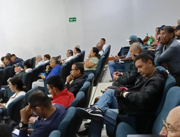 Feria para veteranos del país se hizo en Cali.