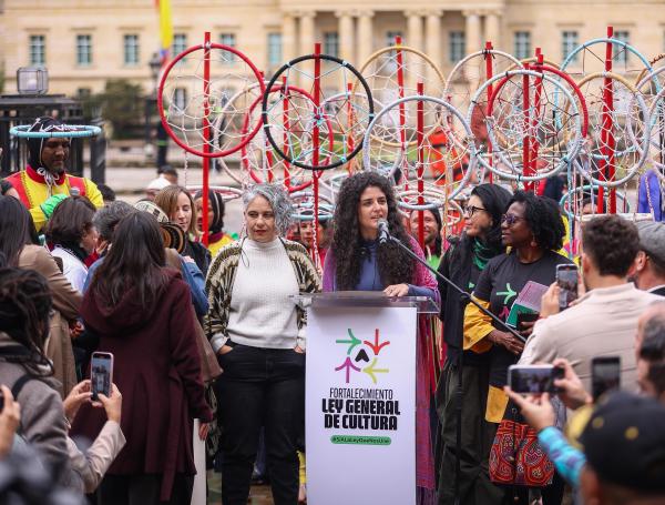 Presentación del proyecto  que actualizará la Ley de las culturas.
