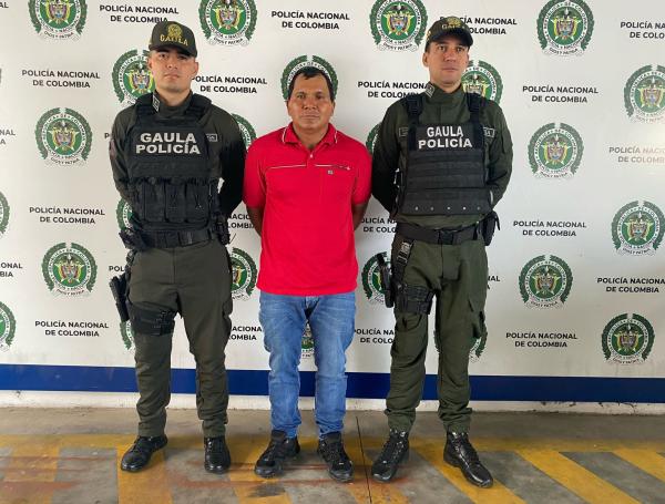 Capturan extorsionistas