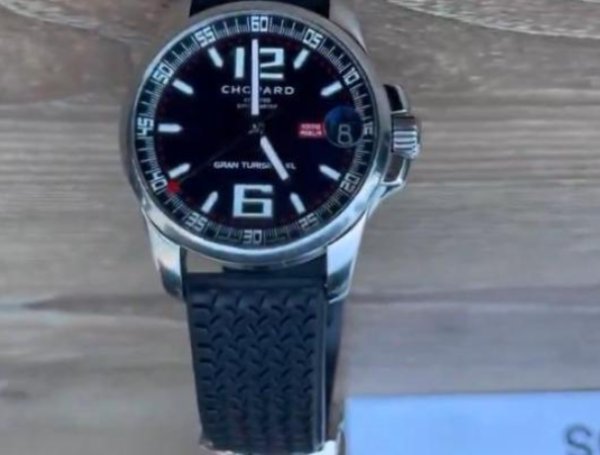 Este es el reloj que intentaron hurtar, avaluado en 20 millones de pesos.