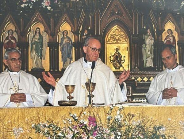 Francisco y León XIV