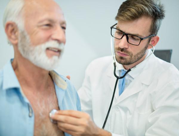 médico