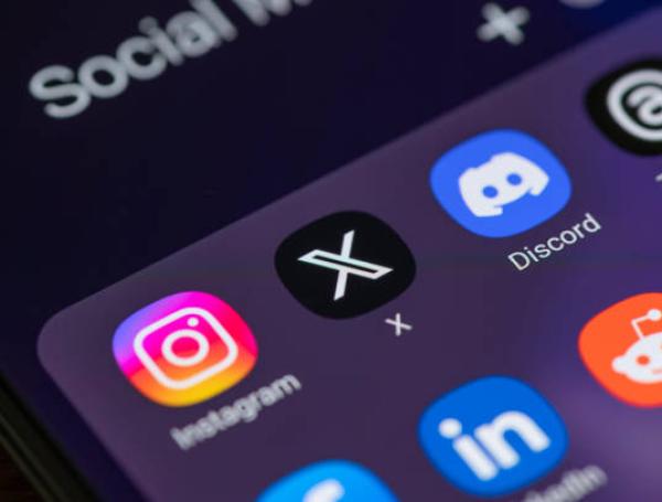 Red social X bloquea acceso a medios oficialistas de China en la India