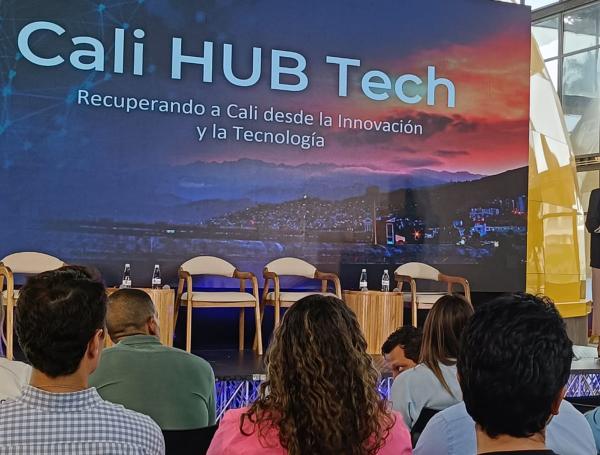 La asesora del despacho del alcalde de Cali en Innovación y Desarrollo Económico, María Eugenia Lloreda.