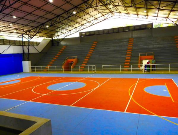Coliseo de combates Yuri Alvear