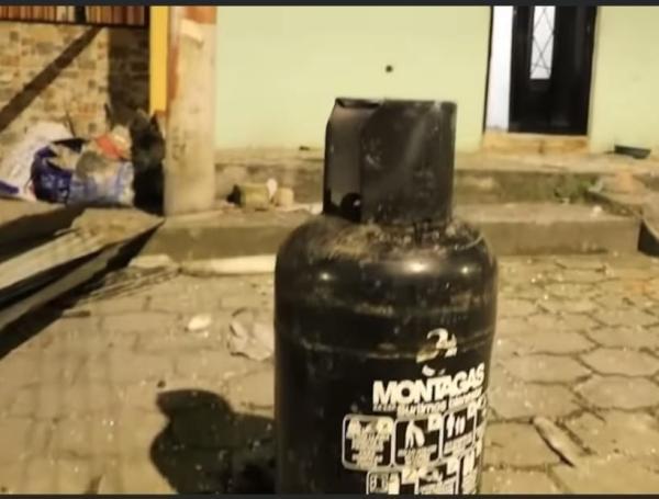 Este fue el cilindro de gas que encendió una persona, al parecer, alicorada en Nariño.