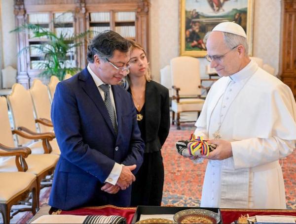 El presidente Gustavo Petro el hizo una invitación al Papa León XIV a visitar Colombia.
