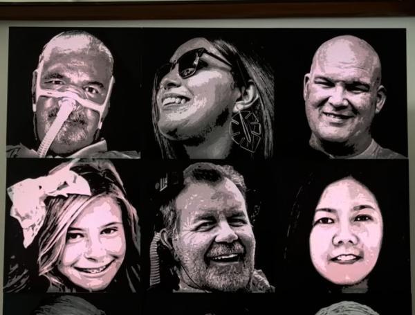 Estos son algunos de los retratos que Eric ha hecho.