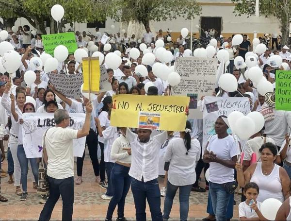 protesta contra el secuestro de esta joven.
