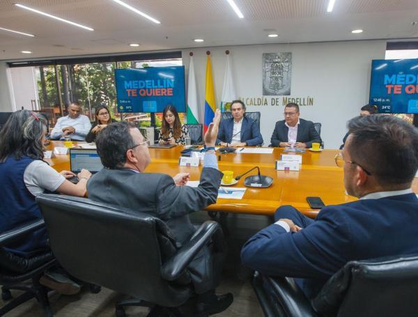 Reunión entre Ramelli y Fico.