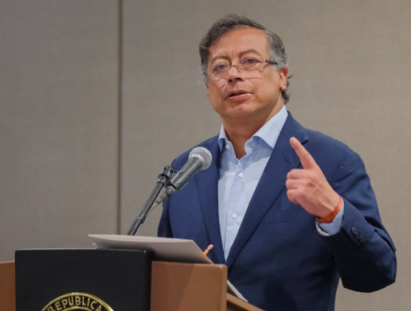 Presidente Gustavo Petro se volvió a referir sobre la reforma laboral y sobre la consulta popular.