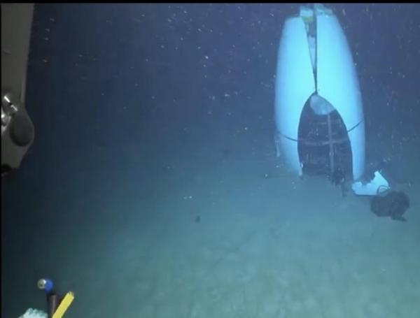 Restos del submarino.