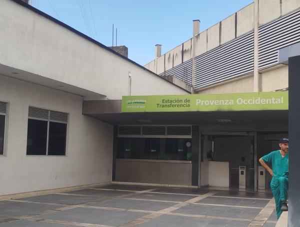 Estación de Metrolínea- Provenza