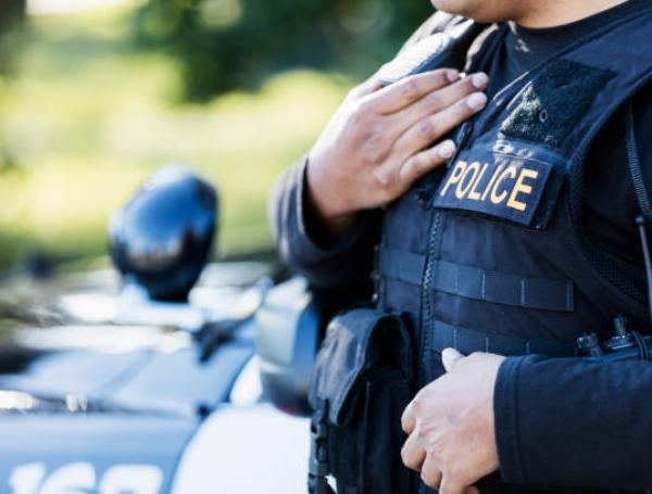 Policía