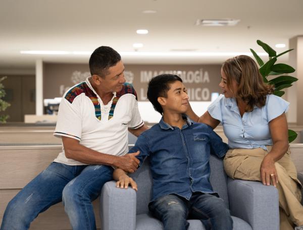 Jeison Hernández  y su familia.