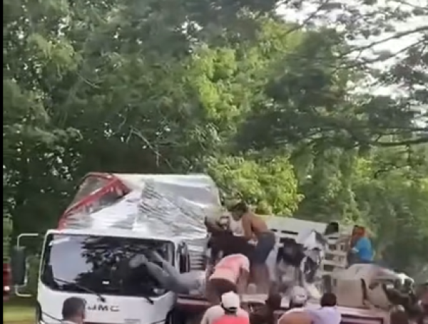 Robo camión en Magangué, Bolívar.