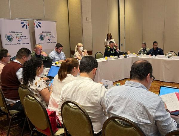 Consejo de seguridad con el fiscal  delegado contra la Criminalidad Organizada.