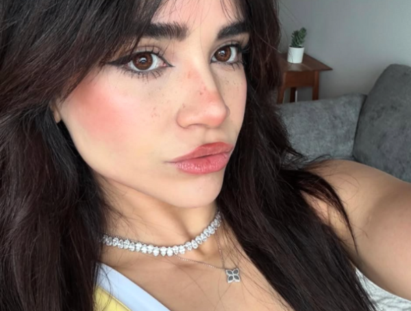 Influencer mexicana Alana Flores anuncia acciones legales por imágenes