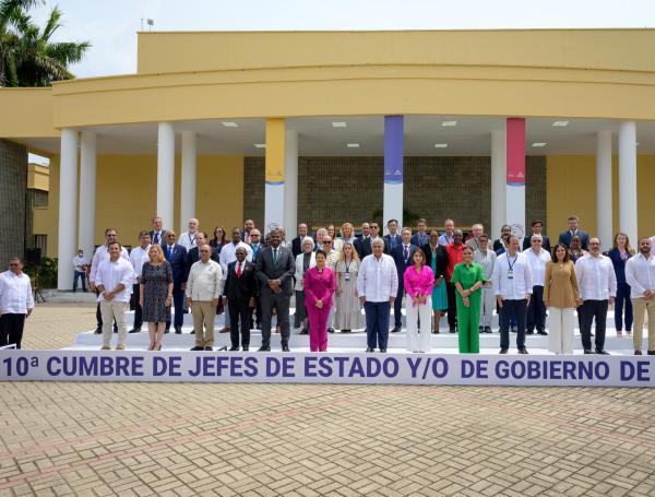 La canciller Laura Sarabia reemplazó al presidente Petro en los actos de la jornada.