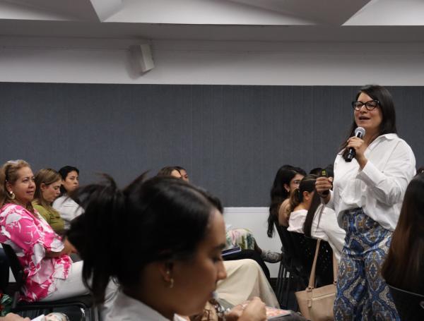  liderazgo, empresas y emprendimiento’.