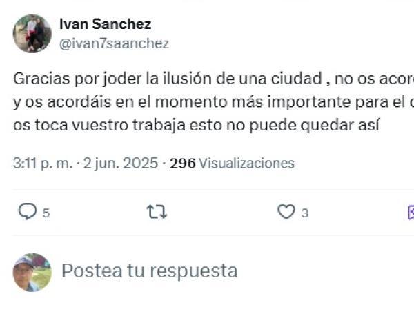 Quejas de los hinchas del Almería por el llamado de Luis Suárez