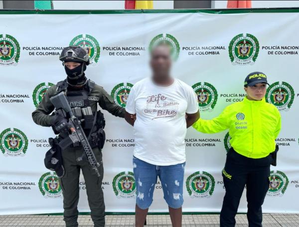 alias “Mayra”, habría sido capturada por tener nexos con integrantes de la banda los “Pepinos”.