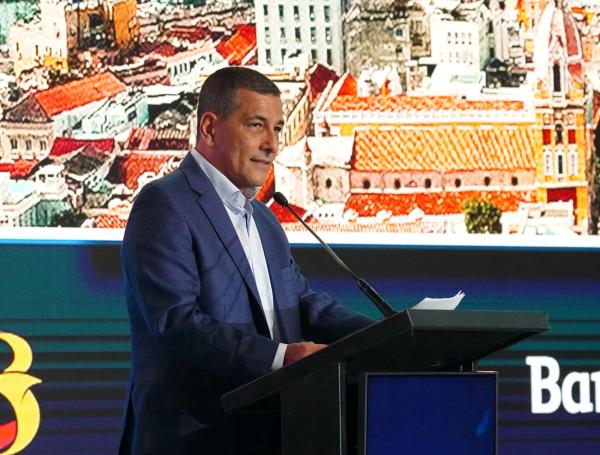 Dumek Turbay en Asobancaria