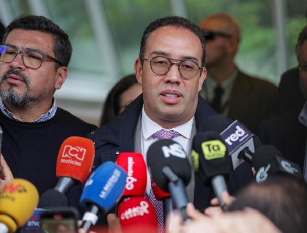 Víctor Mosquera, abogado de familia de Miguel Uribe.