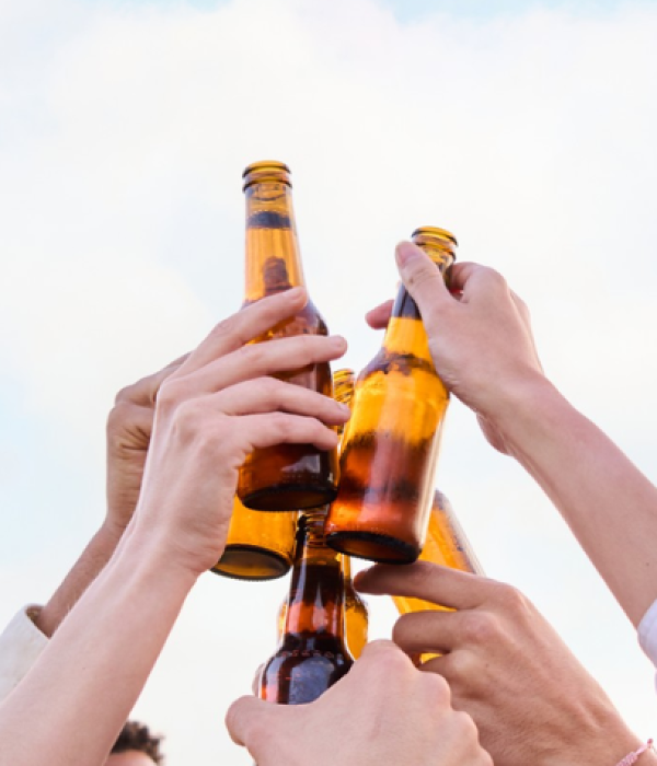 Las consecuencias de tomar alcohol en adolescentes.