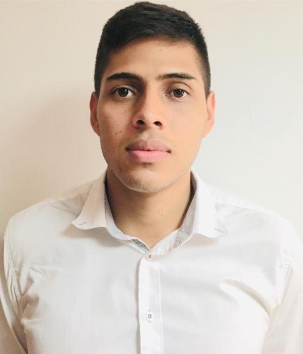James Orlando Gutiérrez Gil murió tras chocar contra un poste en el sector de El Parque Explora.