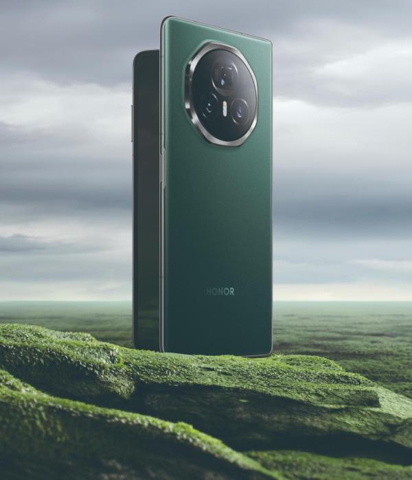 HONOR Magic V3