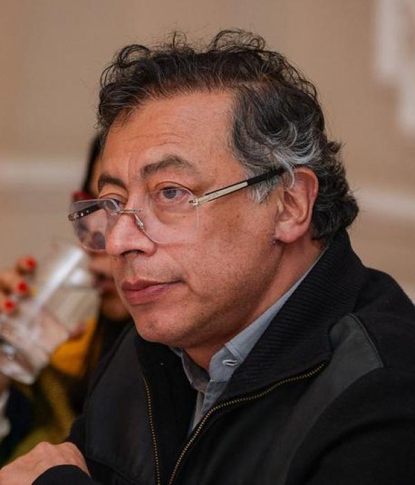 El presidente Gustavo Petro viajó a Cartagena para participar en congreso de Fedemunicipios.