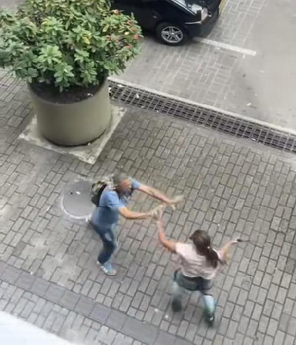 Una fuerte pelea que casi terminó en un linchamiento sucedió en el centro de Pereira.